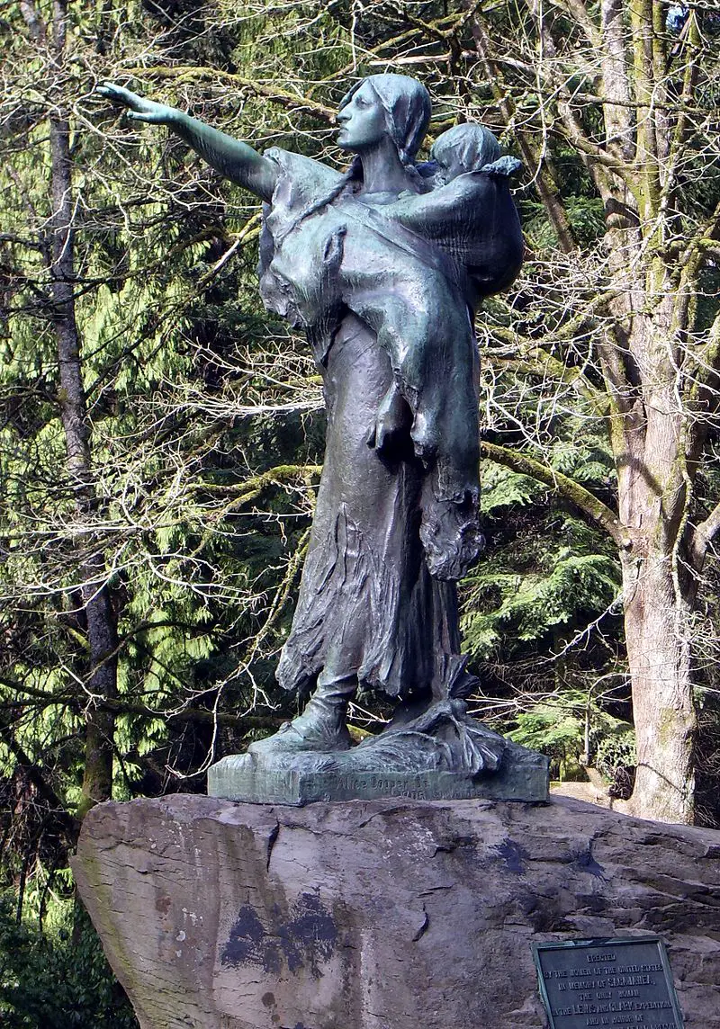 Sacajawea Monuments and Memorials