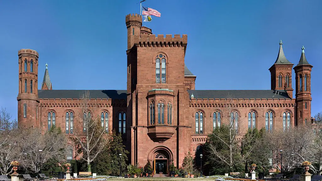 Smithsonian First Building