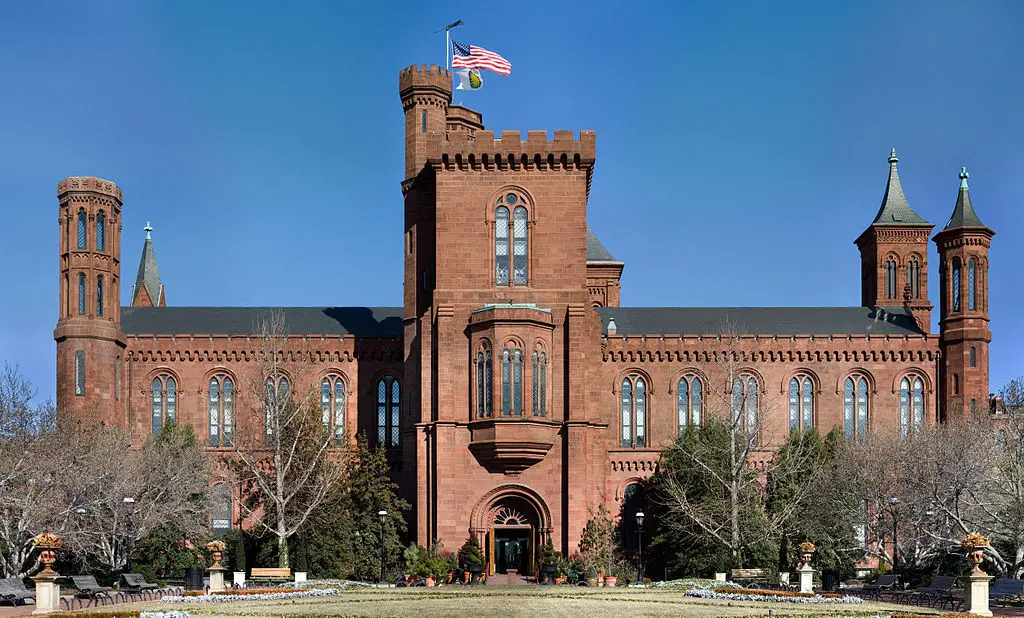 Smithsonian First Building