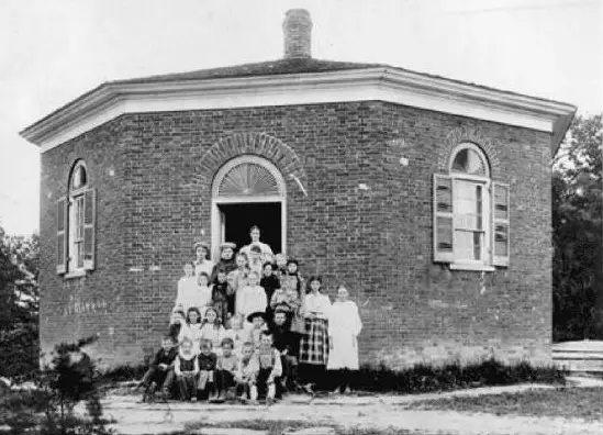 Octagonal Schoolhouse In New York Octagonal Schoolhouse In New York